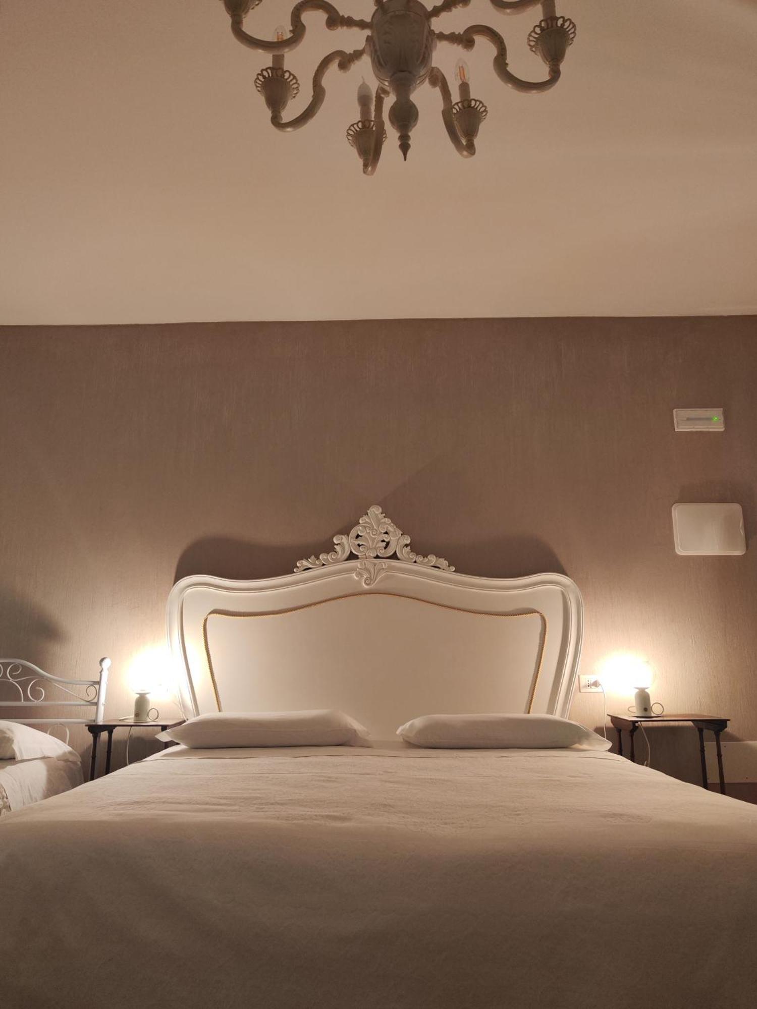 Garda Relais Antica Romelia Bed & Breakfast Montichiari Exterior photo