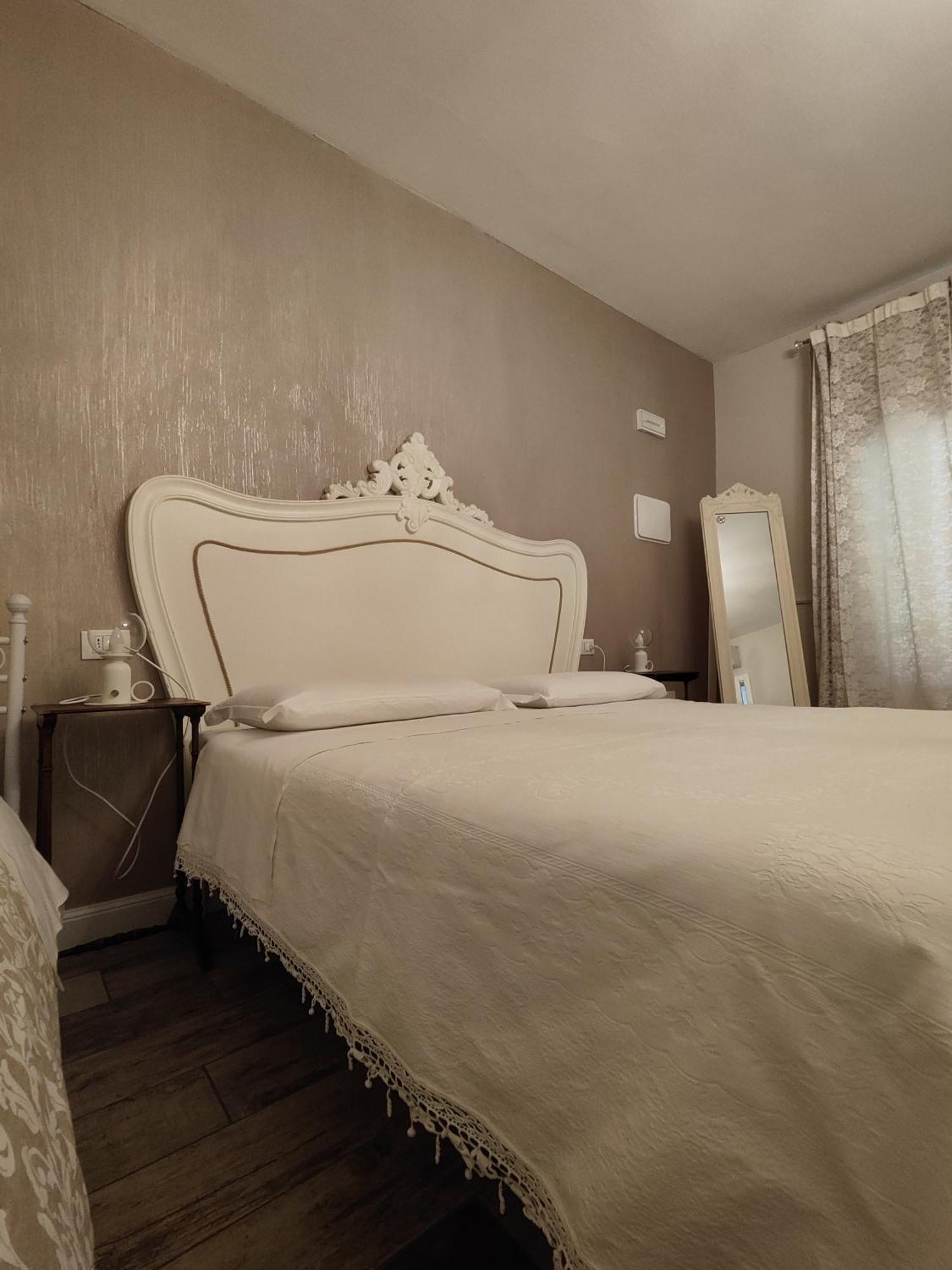 Garda Relais Antica Romelia Bed & Breakfast Montichiari Exterior photo