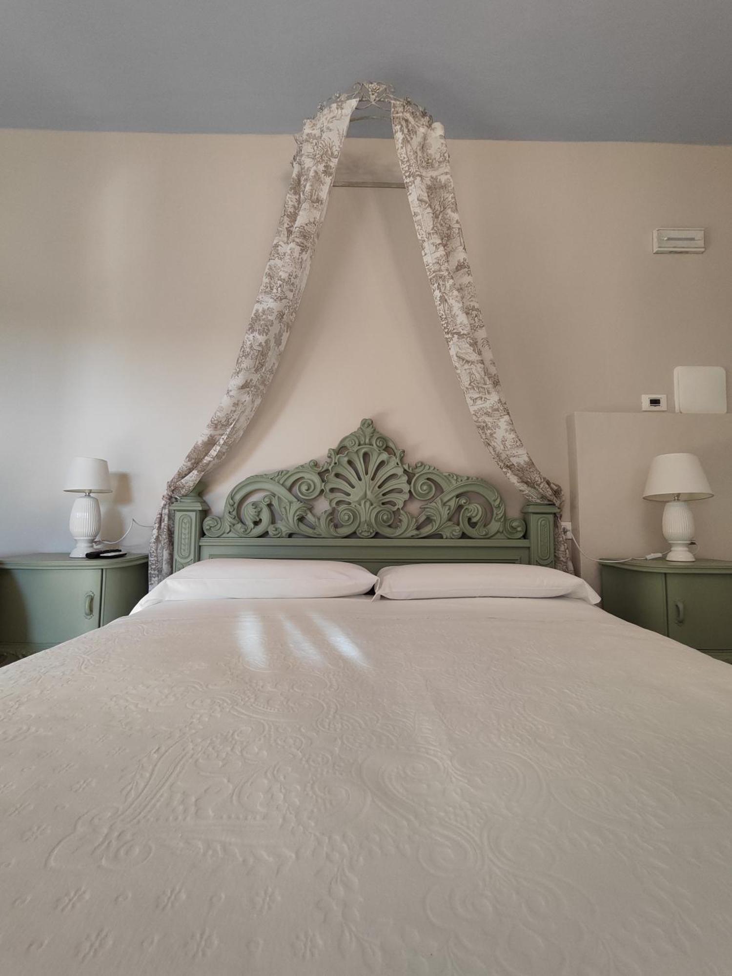 Garda Relais Antica Romelia Bed & Breakfast Montichiari Exterior photo